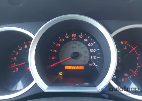 2008 Toyota Tacoma Base V6 z USA, uszkodzony, nr VIN 5TEUU42N28Z559132